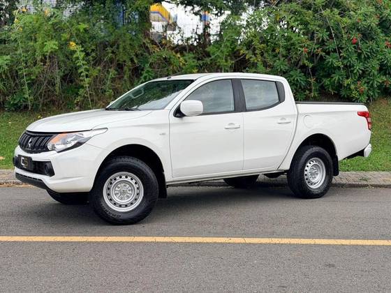 MITSUBISHI L200 TRITON 2.4 16V TURBO DIESEL SPORT GL CD 4P 4X4 MANUAL